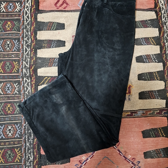 Danier suede pants - Picture 10 of 12